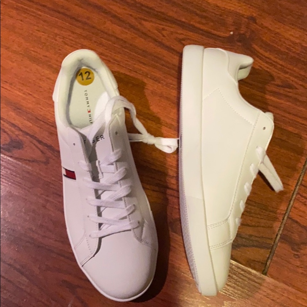 Tommy HiLFIGER shoes